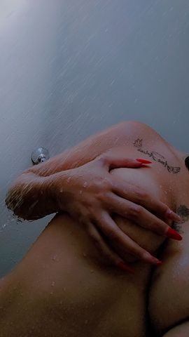     Eu atendo em domicílio e hotel amores 
Putinha safada querendo gozar, vem gozar comigo amor!! 😈😈