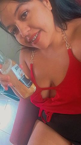 Atendo em motel ou residência do 
  Oral babadinho 
Atendimento estilo namoradinha 
 100 rapidinha 
150 a hora 