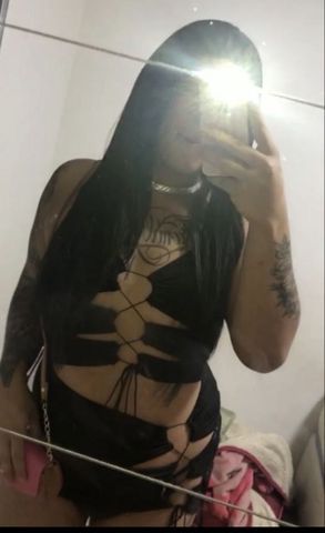 Tenho 19 anos sou uma menina bem simpática,tranquila e educada!
Atendo no meu local próprio sempre limpo para te receber da melhor forma que você merece💕
Meu local é discreto fica em residencial,local tranquilo e seguro para ambos 
Tenho vaga de garagem no meu local 

Realizo diversos tipos de atendimentos

Presencial 
Pernoite 
Realizo fetiches 

Faço chamada de vídeo 
Tenho vídeos caseiros 
Faço vídeos personalizados também 

Sou bem safadinha um espetáculo de mulher 💕🔥

Venha me conhecer 📍