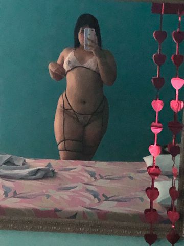 Sou ninfetinha, morena, rabuda do peitinho pequeno…
Faço de tudo pra te fazer gozar bem gostoso 🙈
