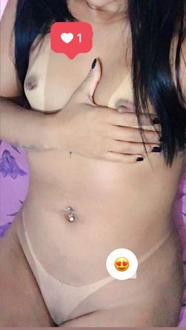 Morena cheirosa quente e carinhosa 🔥